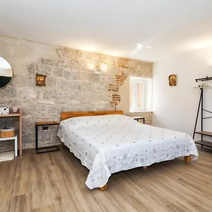 Sweet Luri Apartment Split
